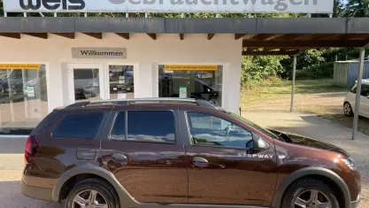 Gebraucht Dacia Logan MCV Celebration 90 PS (66 kW) 2018 Brun tourmaline Kombi
