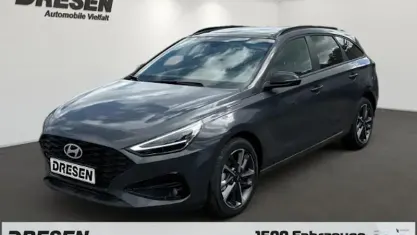 Neu Hyundai i30 Advantage 150 PS (110 kW) 2025 Grau Kombi
