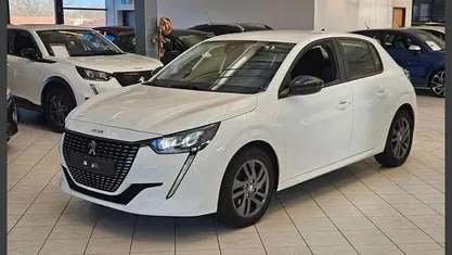 Gebraucht Peugeot 208 101 PS (74 kW) 2022 Kleinwagen