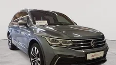 Platinum grey metallic Gebraucht 2022 VW Tiguan Allspace R-line SUV | 37.990 € (Fairer Preis)