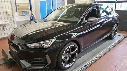 Gebraucht 2023 Seat Leon Limousine | 24.977 € (Fairer Preis)