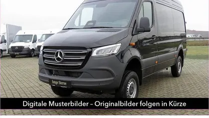 Schwarz Gebraucht 2024 Mercedes Sprinter Van | 70.151 € (Fairer Preis)