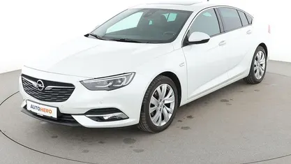 Usata Opel Insignia Innovation 165 CV (121 kW) 2020 Bianco Berlina