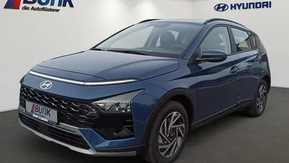 Neu Hyundai Bayon Trend 101 PS (74 kW) 2025 Vibrant blue SUV