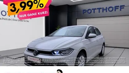 Grau Gebraucht 2023 VW Polo Life Limousine | 15.221 € (Guter Preis)