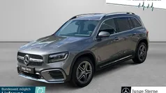 Grau Gebraucht 2024 Mercedes GLB200 AMG line SUV | 43.900 € (Fairer Preis)
