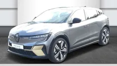 Blau Gebraucht 2024 Renault Mégane Komfort Limousine | 35.995 € (Fairer Preis)