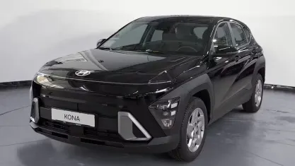 Neu Hyundai Kona Select 150 PS (110 kW) 2026 Schwarz SUV