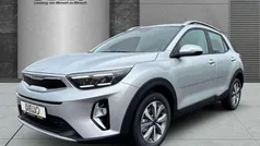 Gebraucht 2025 Kia Stonic Vision SUV | 24.980 € (Fairer Preis)