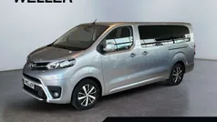 Silber Gebraucht 2024 Toyota Proace Verso Comfort Kombi | 36.480 € (Fairer Preis)