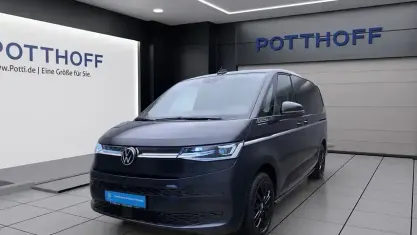 Gebraucht VW Multivan Style 150 PS (110 kW) 2025 Starlight blue metallic Van / Kleinbus