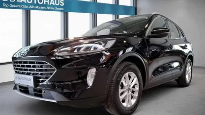 Gebraucht Ford Kuga Titanium 150 PS (110 kW) 2022 Schwarz SUV