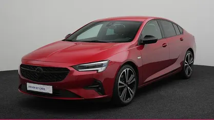 Rot Gebraucht 2021 Opel Insignia Ultimate Limousine | 20.450 € (Fairer Preis)