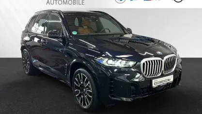 Gebraucht BMW X5 Performance 298 PS (219 kW) 2025 Carbonschwarz metallic SUV