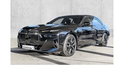 Gebraucht 2025 BMW 740 M Sport Limousine | 104.490 €