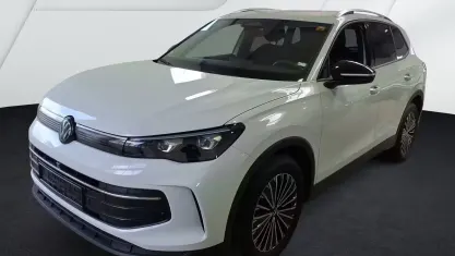 Gebraucht VW Tiguan Goal 150 PS (110 kW) 2025 Weiß SUV