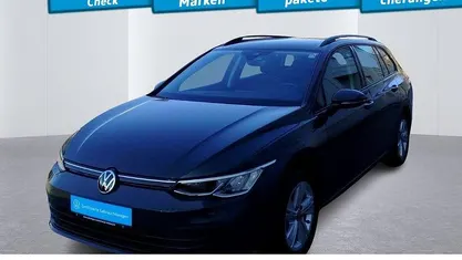 Gebraucht 2021 VW Golf VIII Life Kombi | 31.890 €