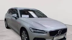 Gebraucht 2022 Volvo V60 Momentum Kombi | 27.990 € (Guter Preis)