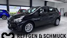 Schwarz (black sapphire) Gebraucht 2015 BMW 218 Active Tourer Van / Kleinbus | 15.840 € (Teuer)