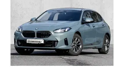 Używany BMW 120 Shadowline 170 KM (125 kW) 2025 Zielony Hatchback