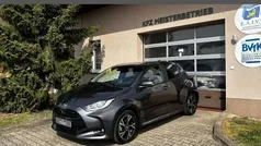 8y8juniper blue metallic Neu 2025 Toyota Yaris Hybrid Style Kleinwagen | 23.340 € (Fairer Preis)
