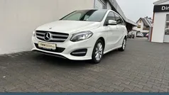 Calcitweiss unilack Gebraucht 2018 Mercedes B180 Style Van / Kleinbus | 19.990 € (Fairer Preis)