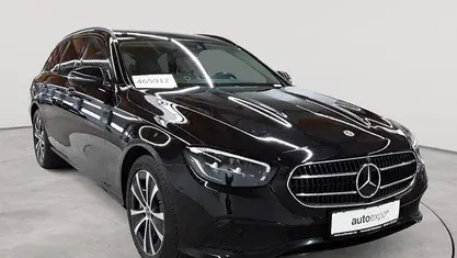 Gebraucht Mercedes E300 Exclusive 194 PS (142 kW) 2022 Obsidianschwarz metallic Kombi