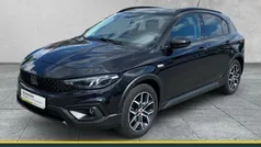 Colore esterno new nero Gebraucht 2022 Fiat Tipo Cross Limousine | 15.890 € (Fairer Preis)