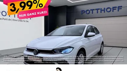 Weiss Gebraucht 2022 VW Polo Life Limousine | 15.443 € (Fairer Preis)