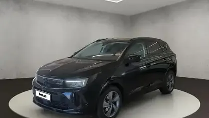 Diamant schwarz (m2) Gebraucht 2023 Opel Grandland X SUV | 22.450 € (Fairer Preis)