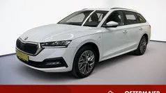 Weiß Gebraucht 2023 Skoda Octavia Ambition Kombi | 23.970 € (Fairer Preis)