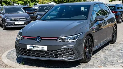 Gebraucht VW Golf VIII GTI 245 PS (180 kW) 2023 Uranograu Limousine