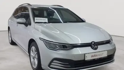 Gebraucht VW Golf VIII Life 116 PS (85 kW) 2023 Reflexsilber metallic Kombi