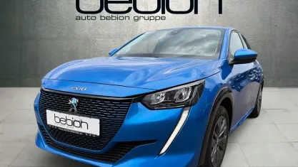 Gebraucht Peugeot 208 Allure 100 kW (136 PS) 2021 Blau Kleinwagen