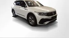 Oryxweiß perlmuteffekt Gebraucht 2024 VW Tiguan Allspace R-line SUV | 45.250 € (Fairer Preis)