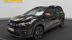 Gebraucht 2025 Dacia Jogger Extreme Van / Kleinbus | 21.895 € (Fairer Preis)