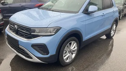 Clear blue metallic Neu 2025 VW T-Cross Life SUV | 28.445 € (Fairer Preis)