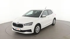 Weiß Gebraucht 2021 Skoda Fabia Active Limousine | 14.290 € (Guter Preis)