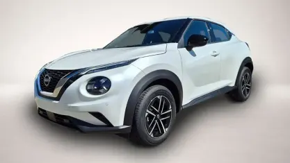 Neu Nissan Juke N-Connecta 114 PS (83 kW) 2026 Weiß SUV