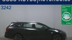 Onyx schwarz metallic Gebraucht 2020 Opel Astra Kombi | 5.690 €