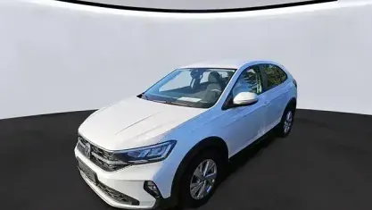 Używany VW Taigo 70 KM (51 kW) 2022 Biały SUV