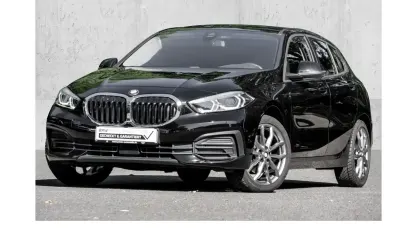 Gebraucht BMW 118 Advantage 136 PS (100 kW) 2022 Schwarz Limousine