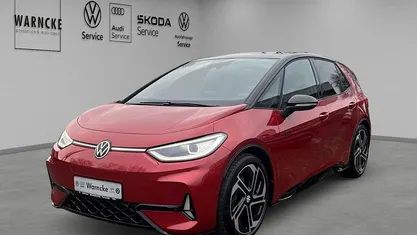 Gebraucht VW ID.3 GTX 239 kW (326 PS) 2025 Kings red metallic Kleinwagen