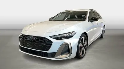 Weiß Gebraucht 2025 Audi A5 Edition .1 Coupé | 53.920 € (Superpreis)