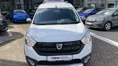 Weiß Gebraucht 2021 Dacia Dokker Stepway Van | 16.990 € (Fairer Preis)