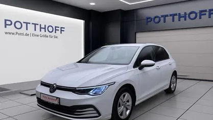 Usata VW Golf VIII Life 116 CV (85 kW) 2023 Berlina