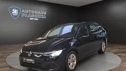 Gebraucht VW Golf VIII Life 116 PS (85 kW) 2022 Limousine