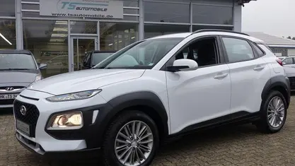 Weiß chalk white (metallic) Gebraucht 2019 Hyundai Kona Trend SUV | 17.890 € (Fairer Preis)