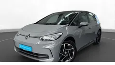 Mondsteinggrau Gebraucht 2024 VW ID.3 IQ Drive Kleinwagen | 31.390 € (Fairer Preis)