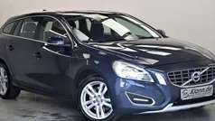 Caspian blue metallic Gebraucht 2010 Volvo V60 Momentum Kombi | 15.749 €